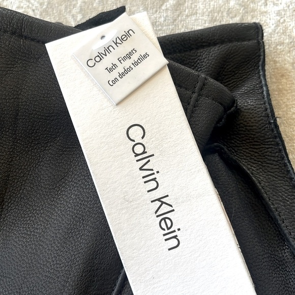 Brand New Calvin Klein Full Grain Goat Leather Tech Gloves Touchscreen Black - Picture 8 of 14